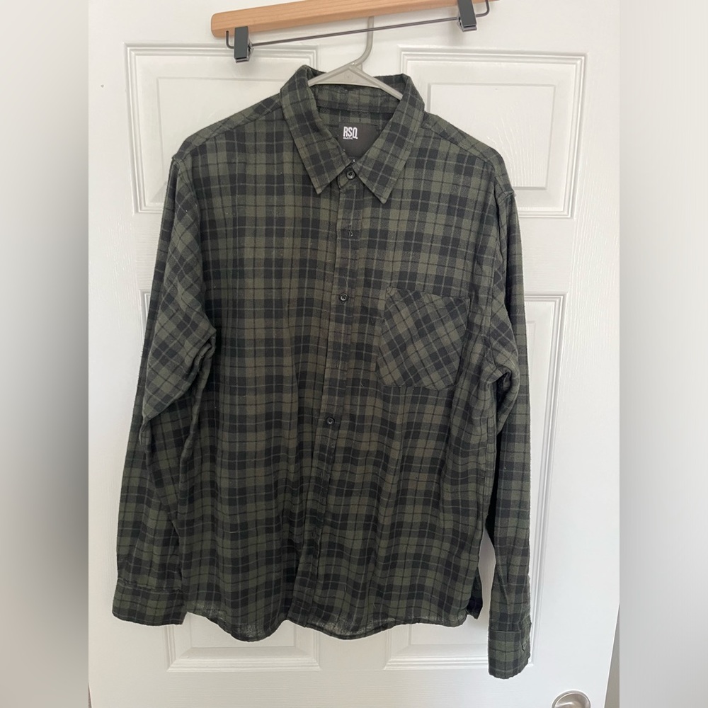 Men’s flannel size large